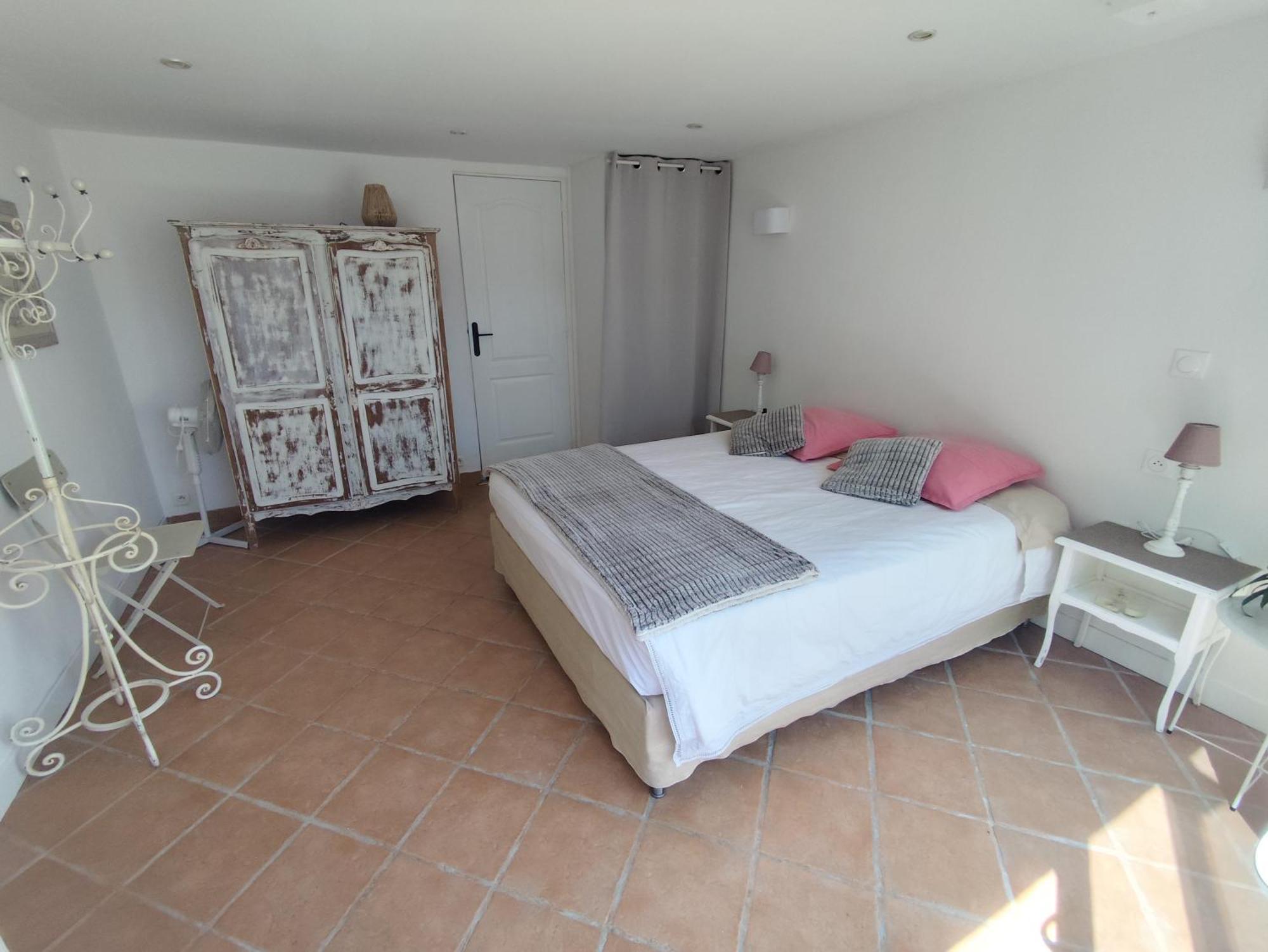 Escapade Pres De Lille - Appartement Charmant Avec Terrasse Et Parking Privee Mons-en-Baroeul Exteriör bild